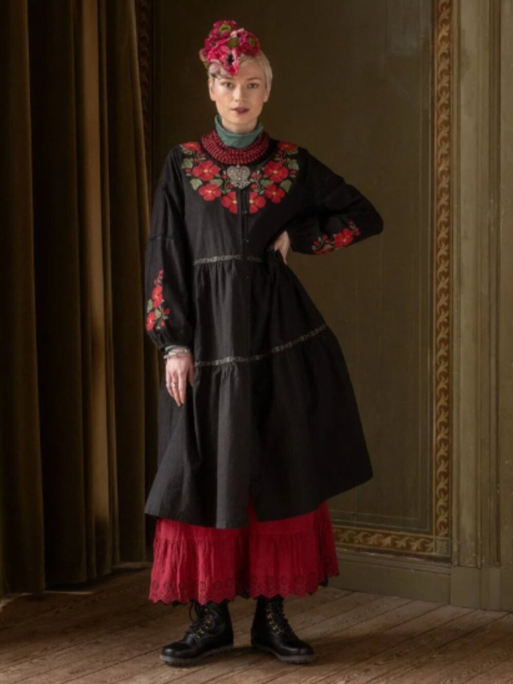 NWT Gudrun Sjoden Aland Long Sleeve Embroidered Floral Maxi Dress Black Size XL